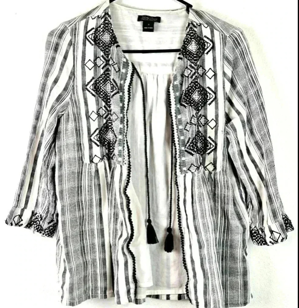 Lucky brand Top EUC Size Small 100% Cotton
